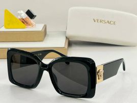 Picture of Versace Sunglasses _SKUfw56601532fw